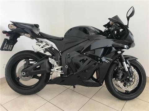 HONDA CBR 600 RR FIREBLADE