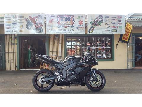 YAMAHA R1 @ TAZMAN MOTORCYCLES