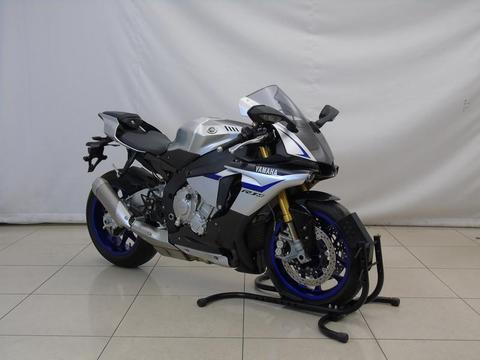 2015 Yamaha Yzf R1M