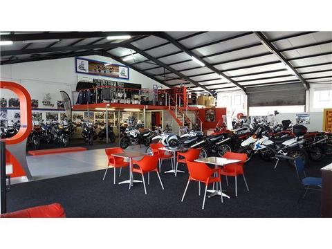 BMW GS -- BMW TECHNICIAN APPOINTED - SERVICING !! ---- GS Traders
