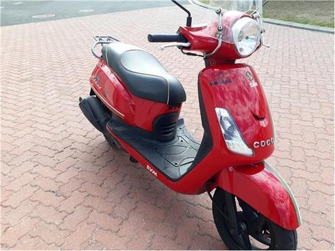 2015 Sym Fiddle II 125cc fully automatic scooter in awesome condition