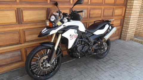 BMW f 800 gs , excellent condition .low kms