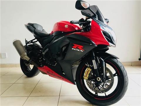 BARGAIN BARGAIN! LIKE NEW SUZUKI GSXR 1000 L5