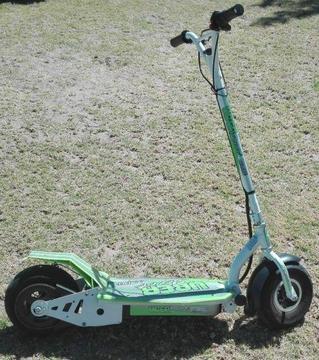 Uber Scooter s300 brand NEW only used 2 times