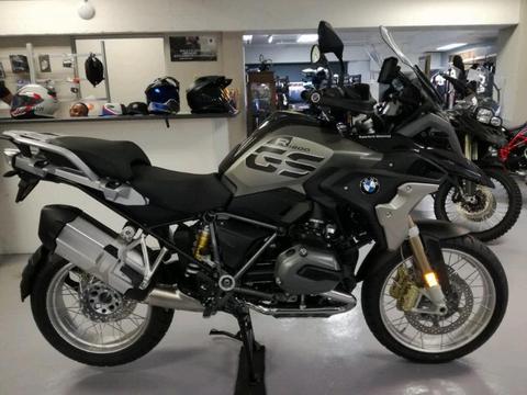 New BMW R1200GS 2018 Exclusive Special - R242990.00