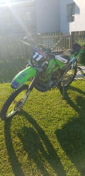 Kawasaki kdx 200