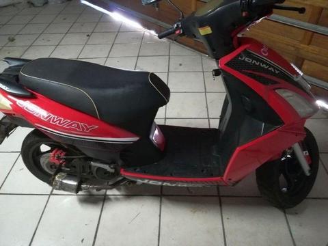 Johnway scooter in good condition