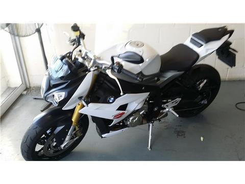 2015 BMW S1000R