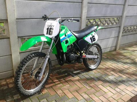 Kawasaki kx/kmx