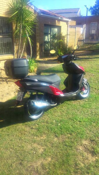 2011 MOTO MIA 170 SPORT. ( TOPBOX NOT INCLUDED)