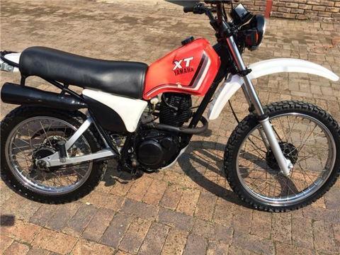 Yamaha XT 200