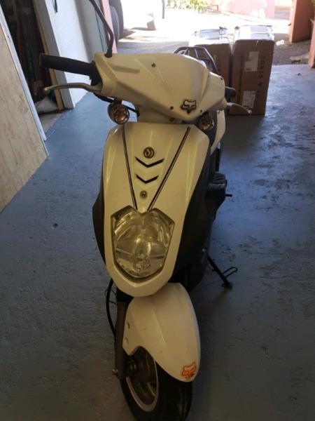 Sym 125cc scooter for sale