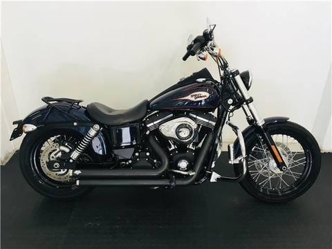 Harley-Davidson Dyna Street Bob - METALHEADS MOTORCYCLES