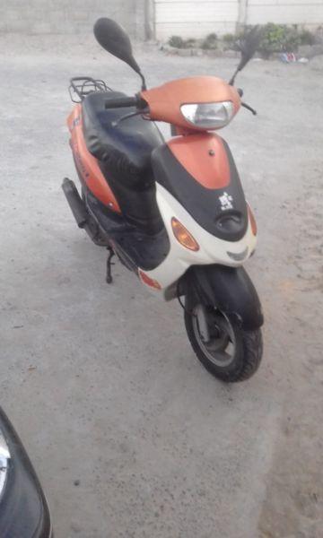 Zest 125cc Scooter for sale