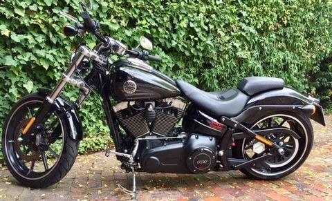 2016 Harley-Davidson Softail Breakout