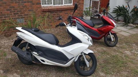 Honda PCX125 Scooter 2012 Pearl White