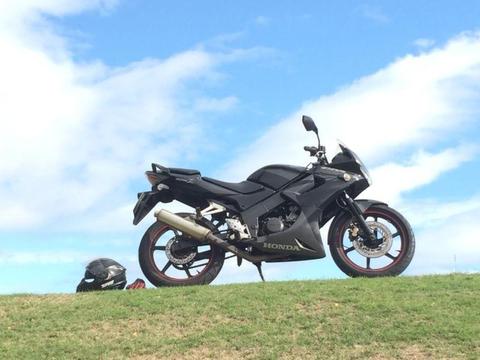 Honda CBR 125R