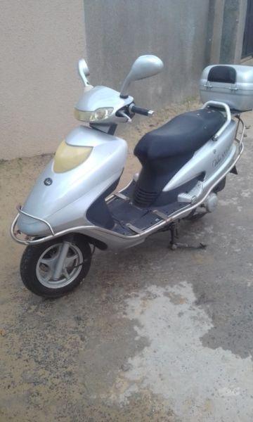 Vuka 125cc Scooter for sale