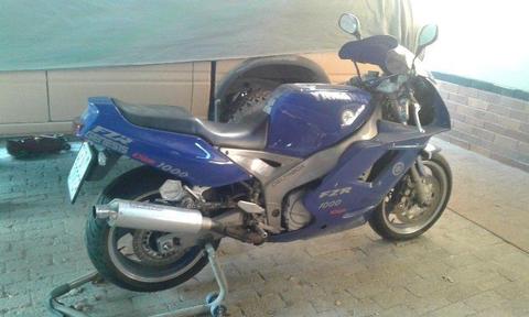 Yamaha fzr 1000 genesis.exup deltabox