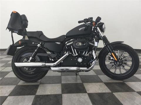 HARLEY DAVIDSON SPORTSTER XL883N IRON