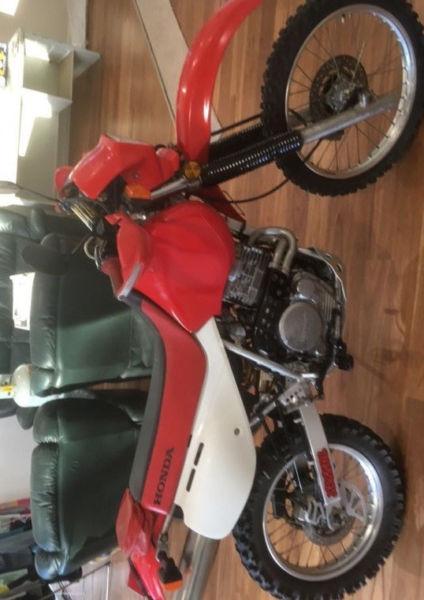 05 Honda xr650 great bike dont ride anymore so its for sale