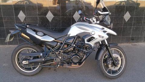 BEAUTIFUL and NEAT BMW F700GS
