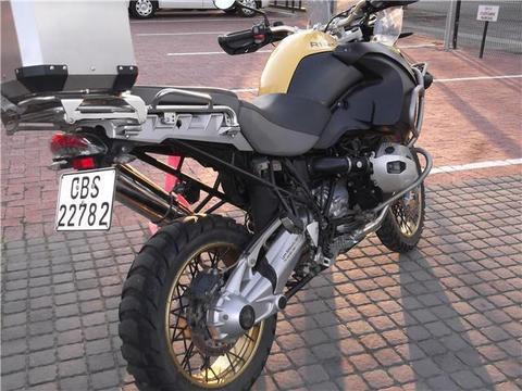 BMW R1200GS ADV ????? The 2Wheelers Den, Of Course !!!!!
