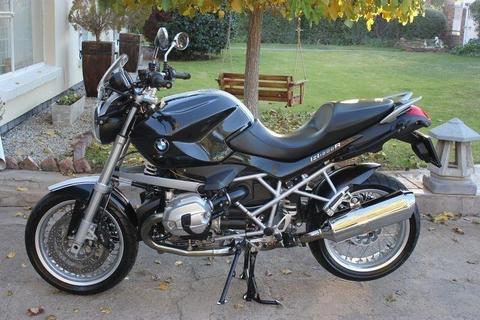 BMW R1200R 2011 IN EXCELLENT CONDITION