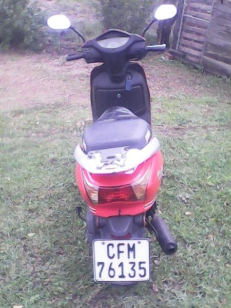 Gomoto Mojo scooter