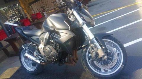 A Honda CB1000R