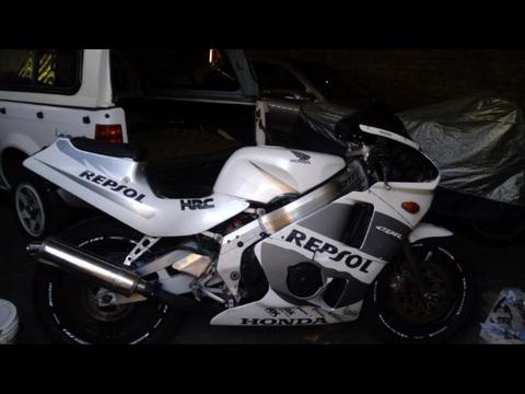 Honda CBR 400