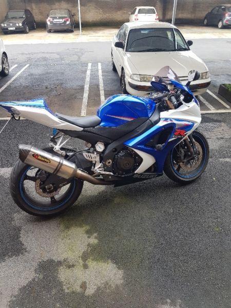 Suzuki GSX-R K7