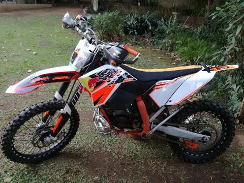 Neat ktm 200 bargain