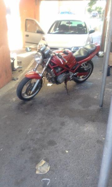 Suzuki gsxr 250 excellent condition