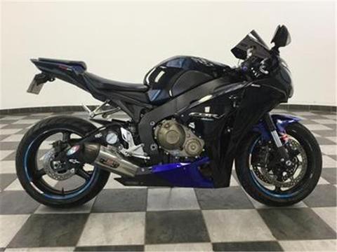 HONDA CBR 1000 RE FIREBLADE