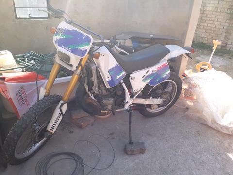 Honda 250 crm 2 stroke