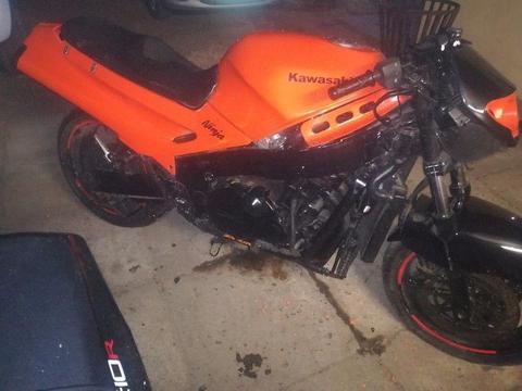 zzr1100 for sale or stripping