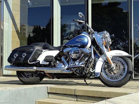 2015 Harley Davidson FLHRC Road King Custom FLHRC 2-Tone (15my)