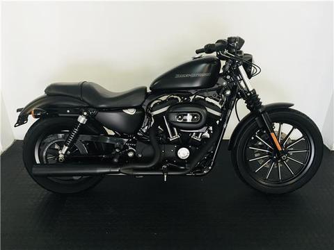 Harley-Davidson Sportster 883 Iron - METALHEADS MOTORCYCLES