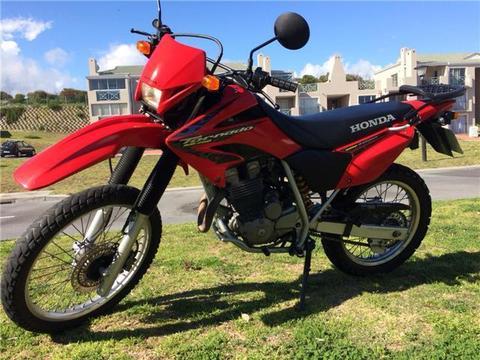 2012 Honda XR250 Tornado in excellent condition- low km's