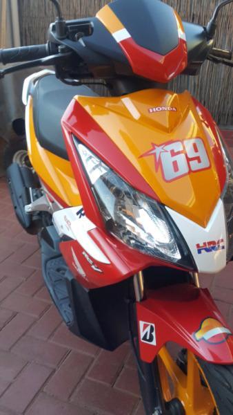 Honda Airblade Scooter - Negotiable