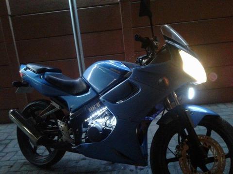 Honda CBR125R 2008