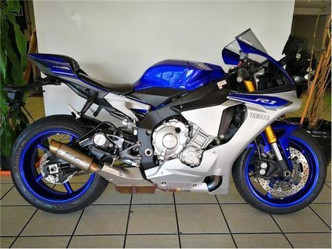 2016 YAMAHA YZF R1