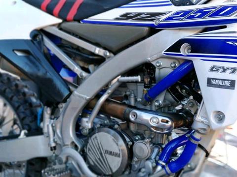 Yamaha YZ 250F 2014 fuel injected great condition
