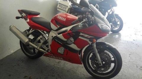 2001 Yamaha YZF R6