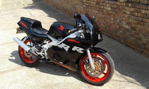 Honda CBR 400RR