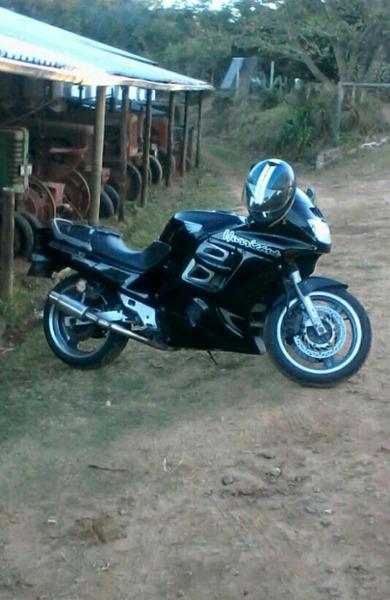 Honda CBR1000FR