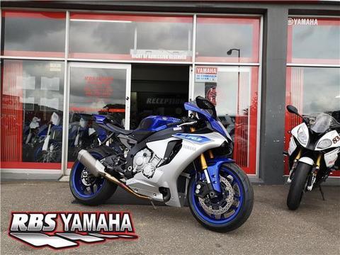 2015 Yamaha YZF-R1