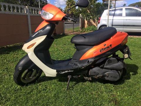 Zest 125cc scooter for sale