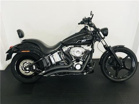 Harley-Davidson Softail Deuce - METALHEADS MOTORCYCLES